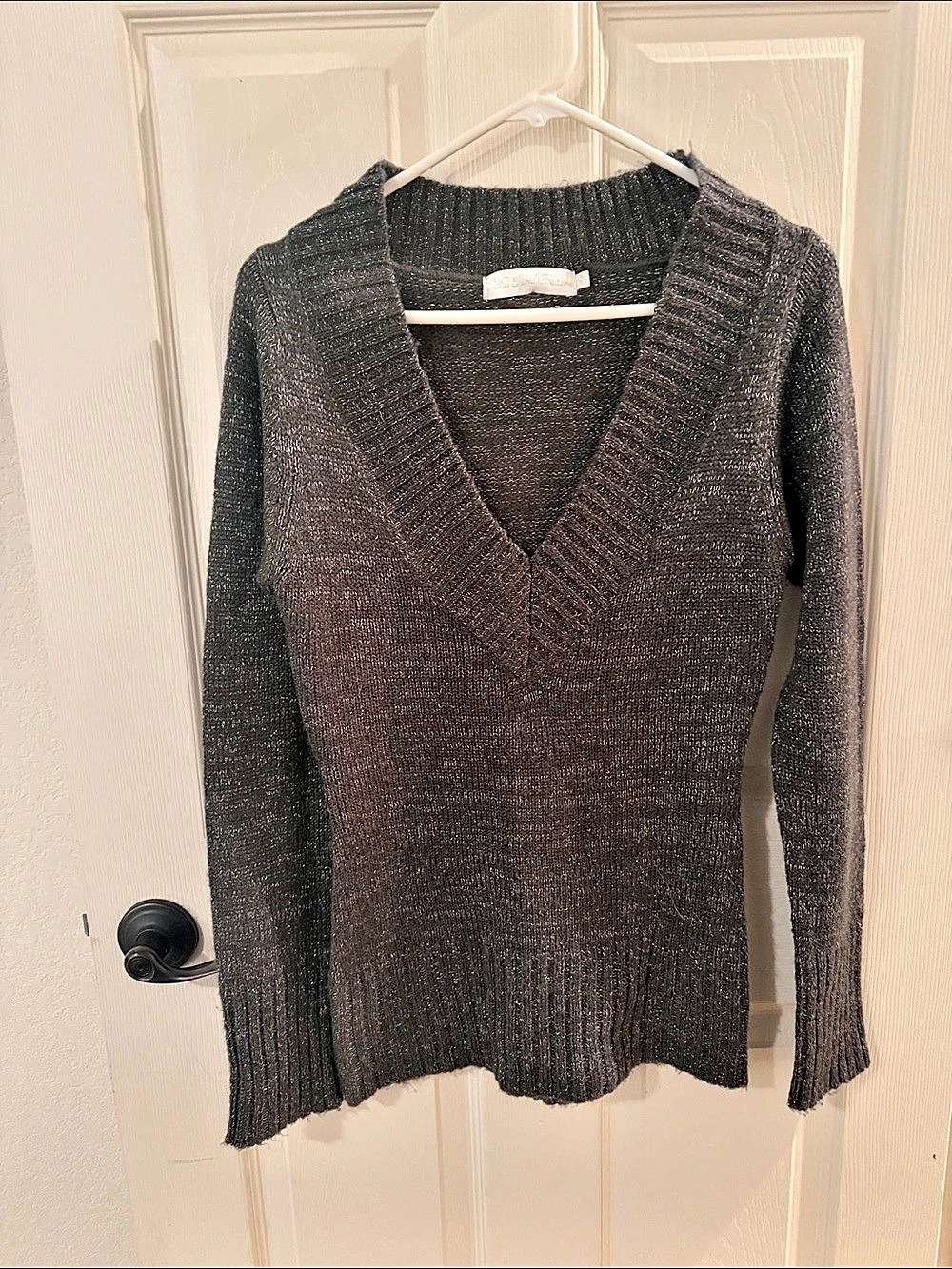 Faith Hope & Charity V-Neck Knit Sweater in Black Size Small
